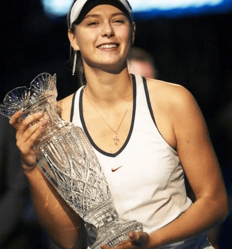 莎拉波娃连续十场比赛得分超过败北，RNG挑战极限！